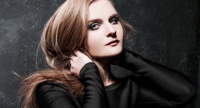 Светлана Крюкова: я бы хотела спросить президента, что должно произойти, чтобы президент и его семья лечились в Украине