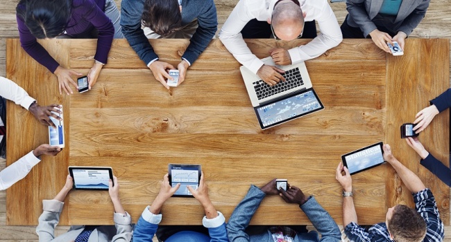 После воплей украинцев на запрет соцсетей становится понятно, почему работают Московский патриархат и другие агенты Кремля, – блогер