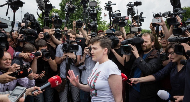 Олешко: Савченко, как бы она не торговала своим лицом на канале регионалов, – навсегда останется в памяти украинцев – предателем Олешко: Савченко, как бы она не торговала своим лицом на канале регионалов, – навсегда останется в памяти украинцев – предателем