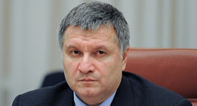 Аваков заявив про погрози з боку Москви після затримання колишніх податківців 
