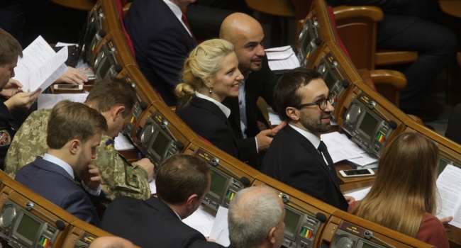 Грантам прийшов кінець: блогер розповів, чому сказилися українські борцуни