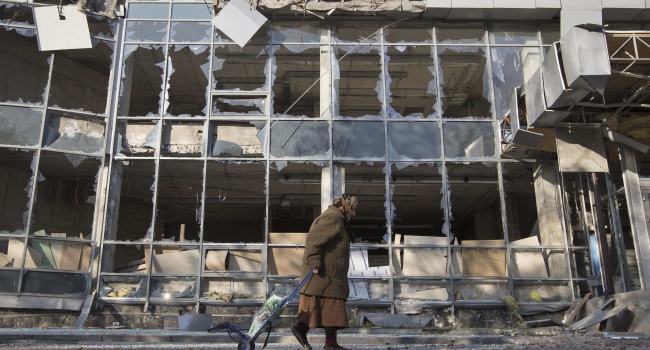В Україні зникли кошти, які іноземні донори виділили на відновлення Донбасу 