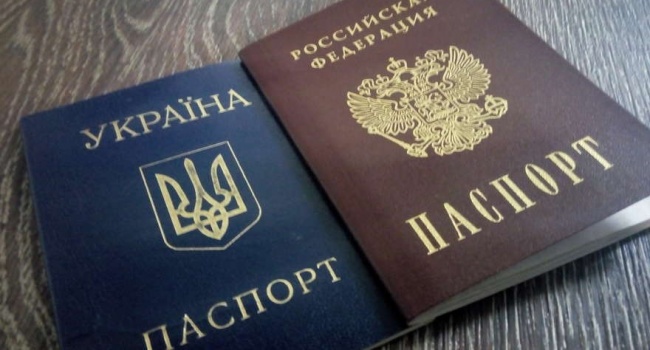 Журналист: Россия может первой ввести визовый режим с Украиной