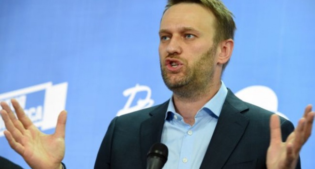 Перед початком мітингу у Москві затримали Навального 