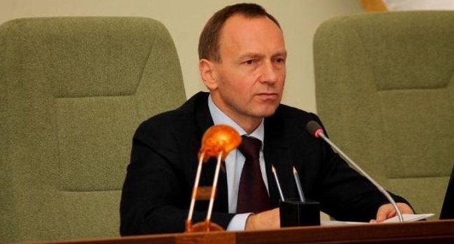 Влада Чернігова хоче давати звання почесного громадянина міста за 2 мільйони євро 