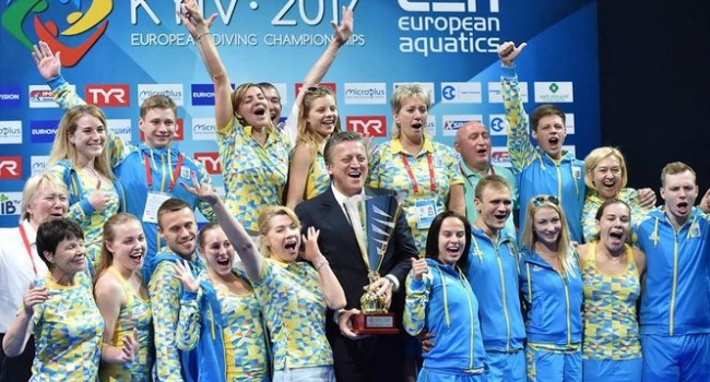 Сборная Украины одержала победу в командном зачете ЧЕ по прыжкам в воду