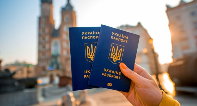 Російські ЗМІ розповсюджують фейки про безвіз України та ЄС 