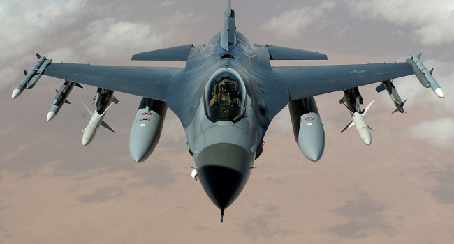 Блогер: літаки НАТО налякали Шойгу над Балтикою