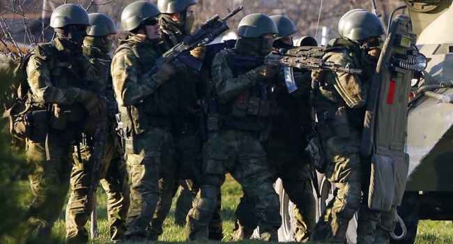 У Криму окупаційна влада назвала безвіз провокацією та погрожує арештами зі сльозами У Криму окупаційна влада назвала безвіз провокацією та погрожує арештами зі сльозами