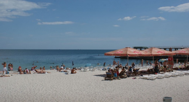 Эксперты: на всех пляжах Одессы вода безопасна для купания