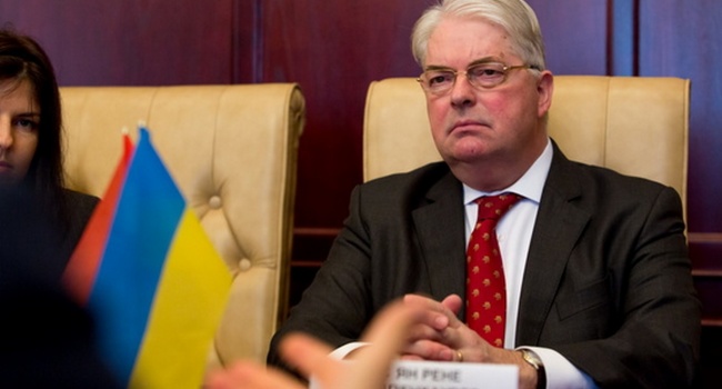 Посол Нидерландов заявил об обеспокоенности из-за давления на активистов в Украине 