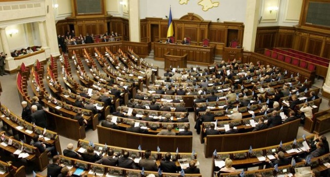 Дейдей – ні, Довгий – так: у ВР проголосували за зняття недоторканності з нардепів Дейдей – ні, Довгий – так: у ВР проголосували за зняття недоторканності з нардепів