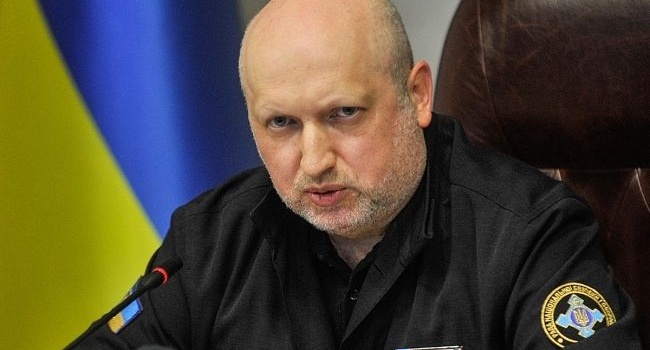 Турчинов назвав депутатів співучасниками кіберзлочинів проти України