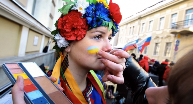 Адвокат: после 1991 года в Украине, а не в РФ, образовался совершенно новый класс людей Адвокат: после 1991 года в Украине, а не в РФ, образовался совершенно новый класс людей