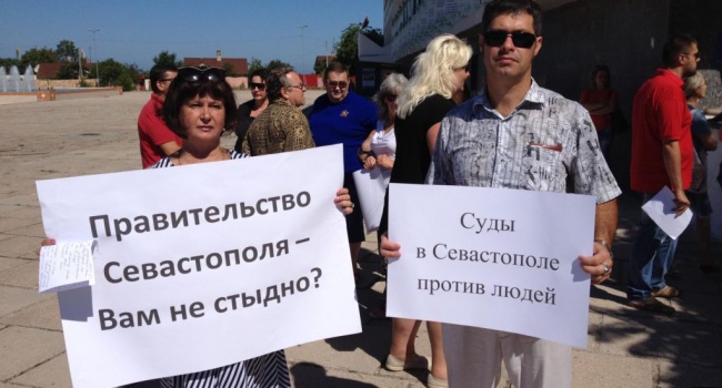 Кримський Бандерівець: Севастополь знову «майданить» (фото) Кримський Бандерівець: Севастополь знову «майданить» (фото)