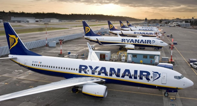 Гройсман розповів про перспективи аеропорту в Гостомелі та Ryanair на українському ринку Гройсман розповів про перспективи аеропорту в Гостомелі та Ryanair на українському ринку