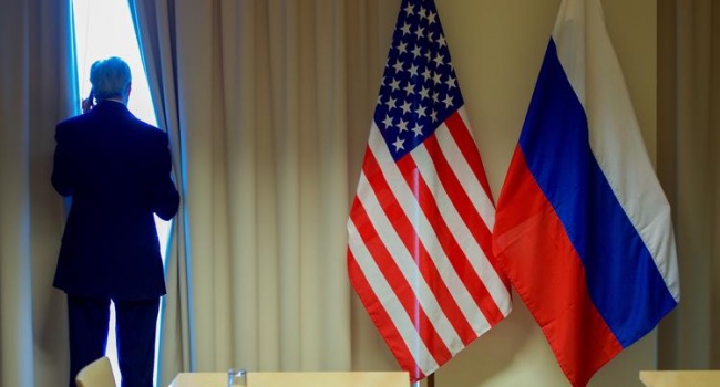 Россияне не позволяют американским дипломатам увезти вещи из посольской дачи Россияне не позволяют американским дипломатам увезти вещи из посольской дачи