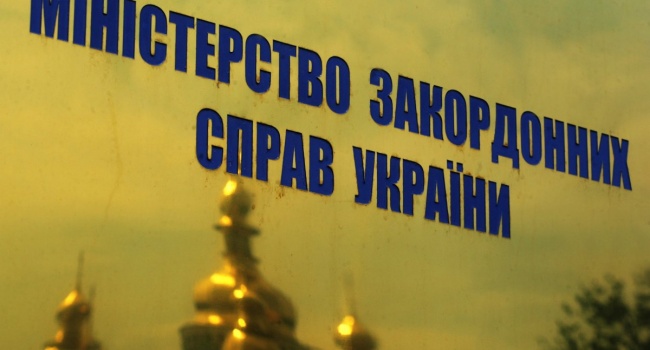 Публіцист: в України залишився єдиний вихід Публіцист: в України залишився єдиний вихід