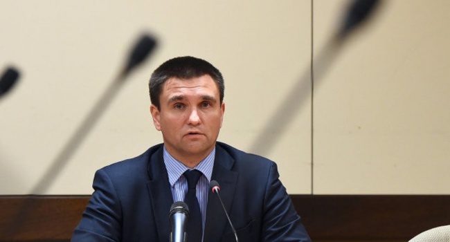 Клімкін різко відповів Саакашвілі на його звинувачення щодо наявності російського громадянства Клімкін різко відповів Саакашвілі на його звинувачення щодо наявності російського громадянства