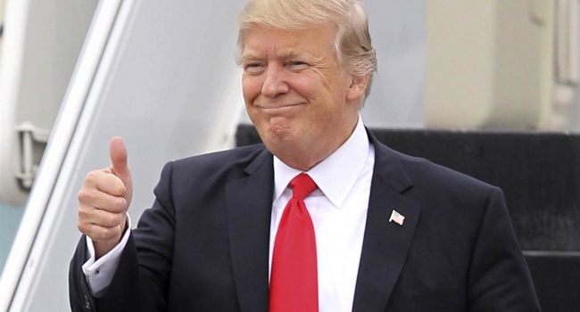 Трамп публично выразил благодарность Путину Трамп публично выразил благодарность Путину