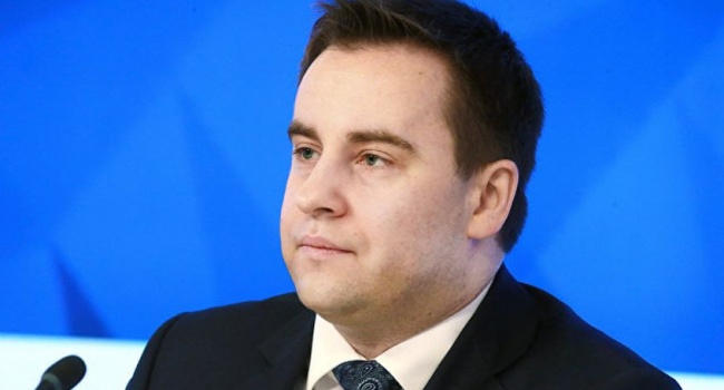 Советник главы российского Минздрава погиб в Крыму от удара молнии – СМИ Советник главы российского Минздрава погиб в Крыму от удара молнии – СМИ