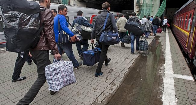 Эксперт обнародовал данные, куда больше всего эмигрируют украинцы и, кто приезжает на их места в Украину Эксперт обнародовал данные, куда больше всего эмигрируют украинцы и, кто приезжает на их места в Украину