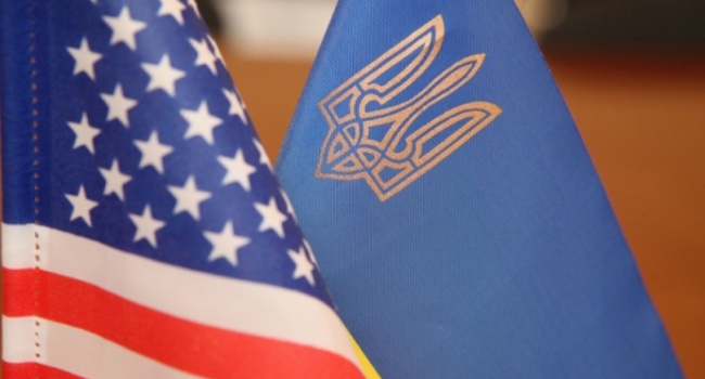У Вашингтоні пообіцяли боротись пліч-о-пліч з українцями за відновлення територіальної цілісності У Вашингтоні пообіцяли боротись пліч-о-пліч з українцями за відновлення територіальної цілісності