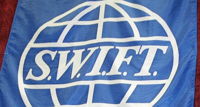 Из-за аннексии Крыма в РФ отключают банки от системы SWIFT Из-за аннексии Крыма в РФ отключают банки от системы SWIFT