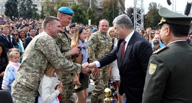 Риторика президента на военном параде соответствует ощущениям подавляющего большинства украинцев, – эксперт Риторика президента на военном параде соответствует ощущениям подавляющего большинства украинцев, – эксперт