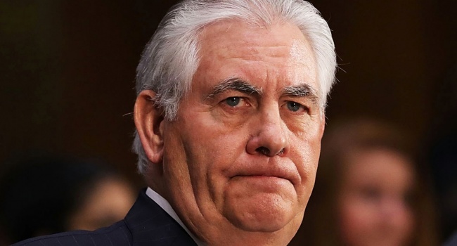 Тиллерсон: США будут продолжать «мирно давить» на КНДР Тиллерсон: США будут продолжать «мирно давить» на КНДР