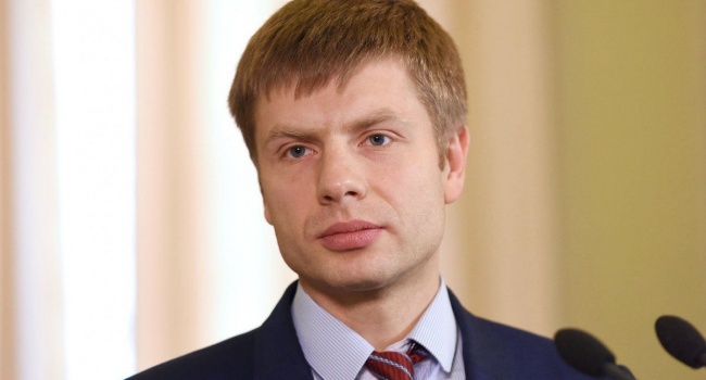 У БПП анонсували кадрові перестановки у Кабміні У БПП анонсували кадрові перестановки у Кабміні