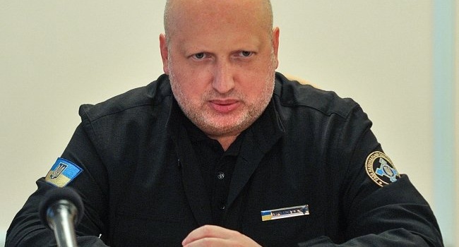 Турчинов рассказал об оборонном бюджете на 2018 год Турчинов рассказал об оборонном бюджете на 2018 год