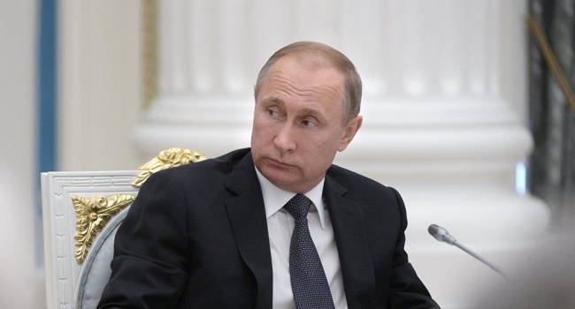 Политолог рассказала, какие две цели преследовал Путин, заявив, что он не против миротворцев на Донбассе Политолог рассказала, какие две цели преследовал Путин, заявив, что он не против миротворцев на Донбассе