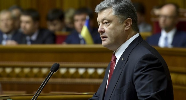 Порошенко рассказал о главном достижении Украины за последние три года Порошенко рассказал о главном достижении Украины за последние три года