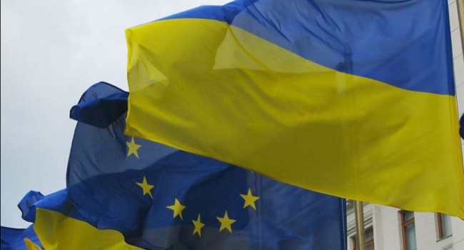 В Украине может пройти референдум о вступлении в НАТО и Евросоюз В Украине может пройти референдум о вступлении в НАТО и Евросоюз