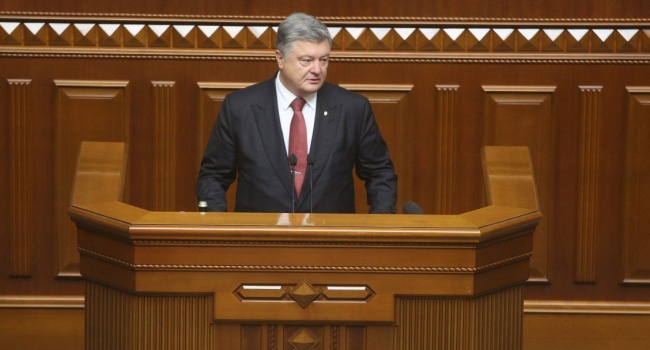 Порошенко: для РФ Крим має стати «непідйомним тягарем» Порошенко: для РФ Крим має стати «непідйомним тягарем»