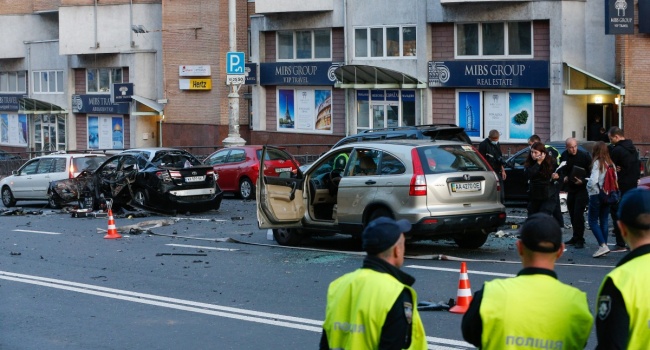 От взрыва в центре Киева могли быть десятки жертв, – военный волонтер От взрыва в центре Киева могли быть десятки жертв, – военный волонтер