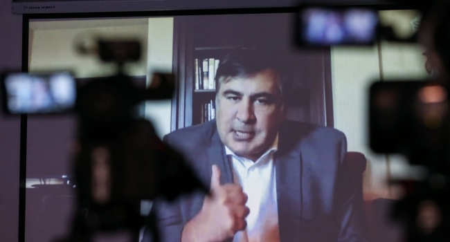 Блогер: всім, хто брав участь у цьому цирку, має бути соромно Блогер: всім, хто брав участь у цьому цирку, має бути соромно