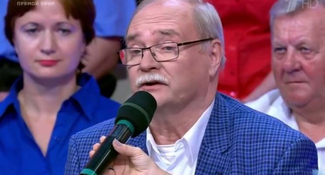 «Россия все равно объединится с Украиной»: известный режиссер выступил со скандальным заявлением на ТВ «Россия все равно объединится с Украиной»: известный режиссер выступил со скандальным заявлением на ТВ