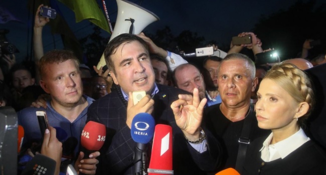 Политолог: сейчас именно от власти зависит, как долго просуществует оппозиционный альянс Политолог: сейчас именно от власти зависит, как долго просуществует оппозиционный альянс