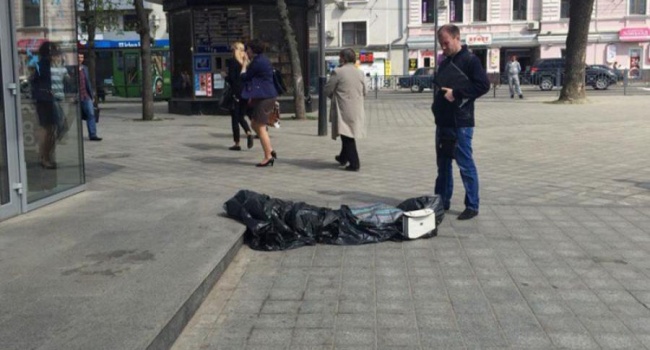 ЧП в Киеве: на «Дарнице» найден труп мужчины ЧП в Киеве: на «Дарнице» найден труп мужчины