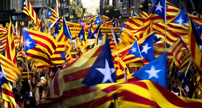 Выход Каталонии из Испании: на сегодня запланирован референдум