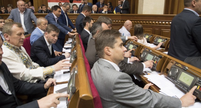 У Верховній Раді підтримали судову реформу У Верховній Раді підтримали судову реформу