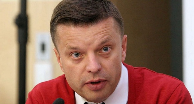 Парфенов: Я хочу видеть конкуренцию на выборах, а не наблюдать, как молодится президент пенсионерского возраста Парфенов: Я хочу видеть конкуренцию на выборах, а не наблюдать, как молодится президент пенсионерского возраста