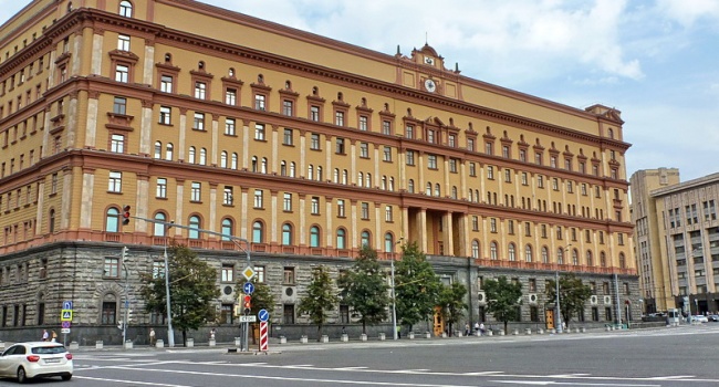 В главном здании ФСБ сегодня будут длинные разговоры под водку с матами, – блогер В главном здании ФСБ сегодня будут длинные разговоры под водку с матами, – блогер