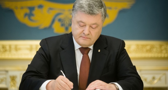 Политолог: этот документ сделает работу ФСБ и их агентуры в Украине еще более провальной Политолог: этот документ сделает работу ФСБ и их агентуры в Украине еще более провальной