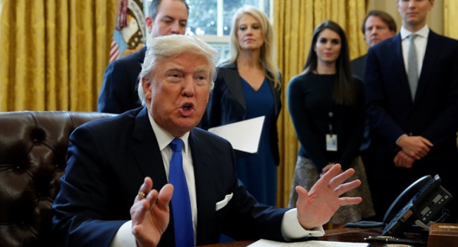 Трамп заявил о выборе правильного пути «в отличие от других президентов США» Трамп заявил о выборе правильного пути «в отличие от других президентов США»