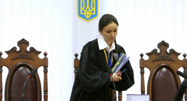 В Украине судья по-разному будет рассматривать дело какого-то забулдыги и Корбана, – блогер В Украине судья по-разному будет рассматривать дело какого-то забулдыги и Корбана, – блогер