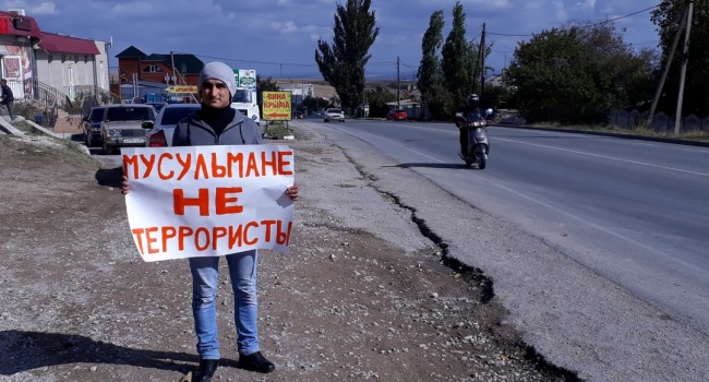 Кримський Бандерівець: вчорашні пікети кримських татар вже дали свій результат Кримський Бандерівець: вчорашні пікети кримських татар вже дали свій результат