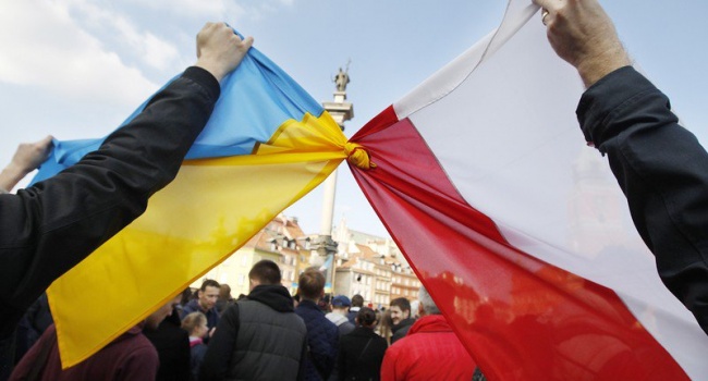 На противовес Венгрии: Польша поддержала необходимость изучения украинского языка На противовес Венгрии: Польша поддержала необходимость изучения украинского языка